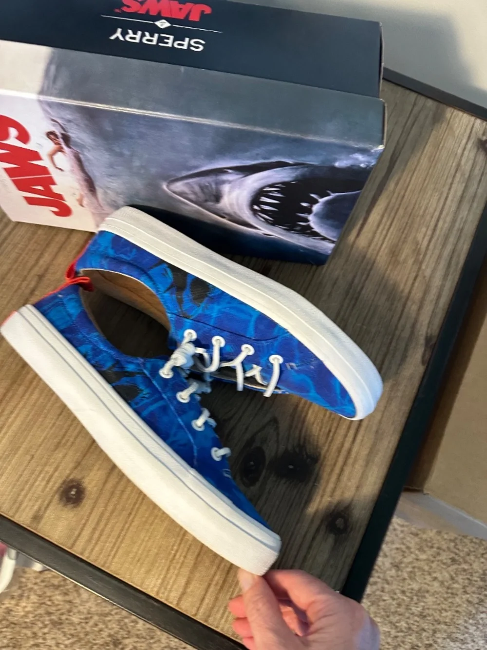 Like new with box - Sperry Crest Vibe Jaws canvas shoes, size 7.5